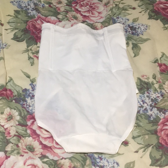 Gloria Vanderbuilt  Panty with Corset, in excellent condition - Picture 2 of 3